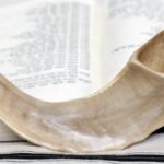 Shofar prayer book